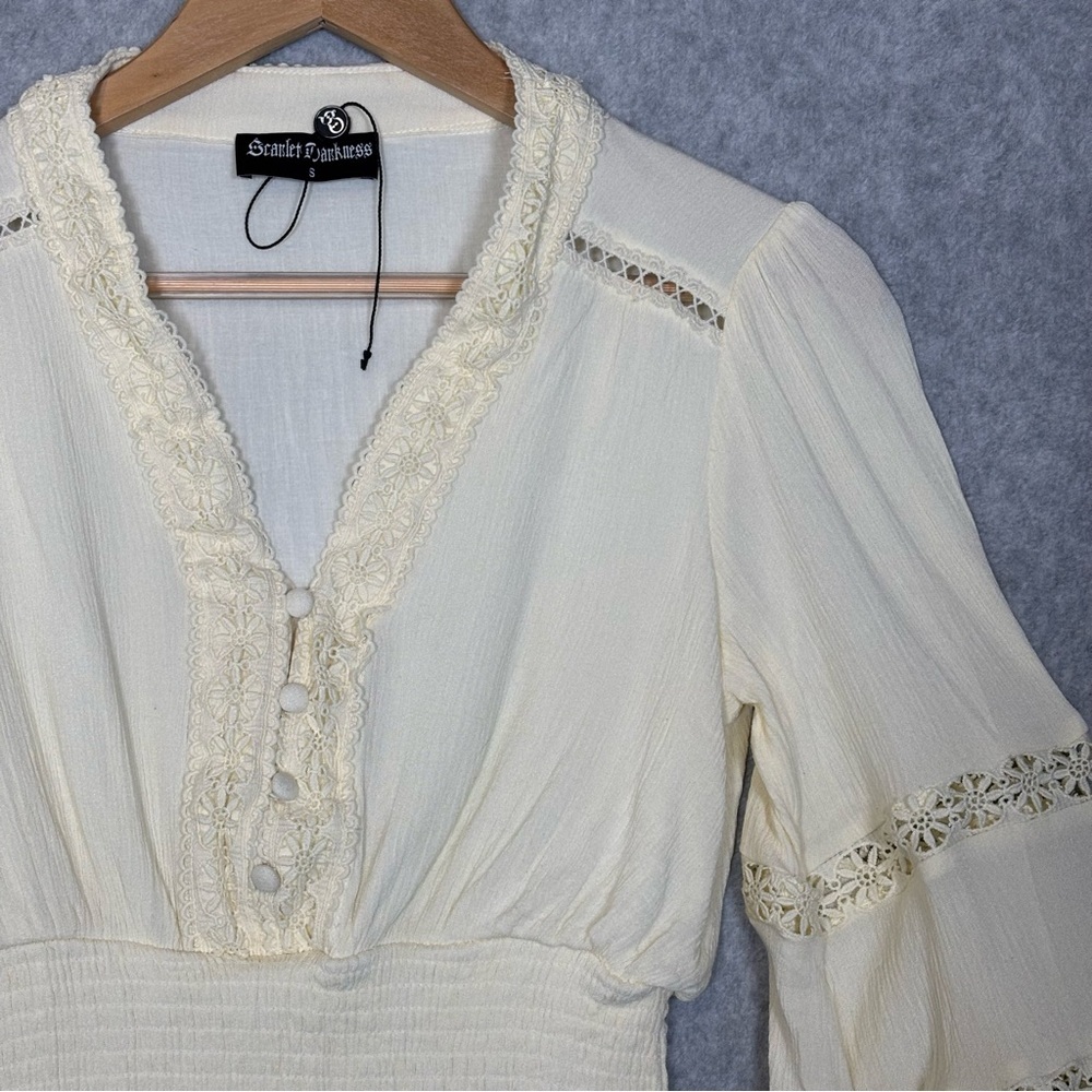 Scarlet Darkness Renaissance Peasant Blouse-Cream-Women Size Small - Picture 4 of 7